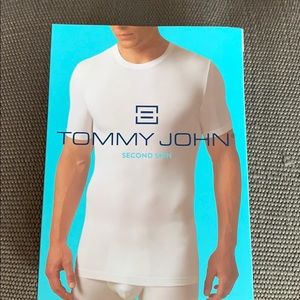 Tommy John second skin T-shirt as large